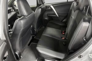 Toyota RAV4 esikatselu 3