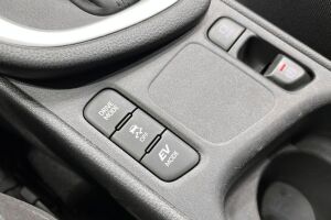 Toyota Yaris esikatselu 18