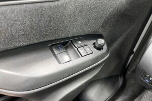 Toyota Yaris esikatselu 22