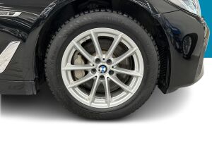 BMW 5-SARJA esikatselu 10