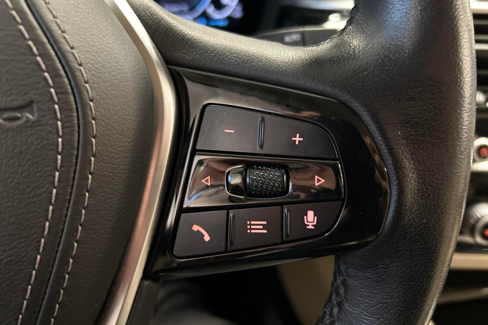 BMW 5-SARJA iso kuva 33