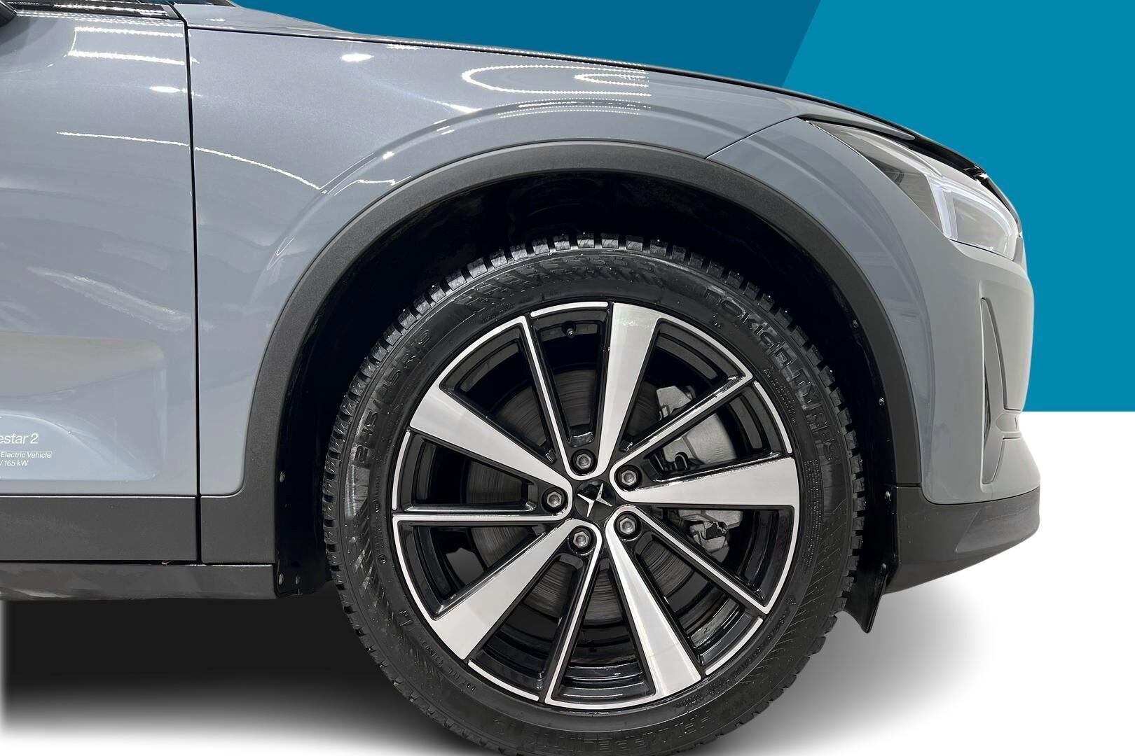 Polestar 2 iso kuva 11