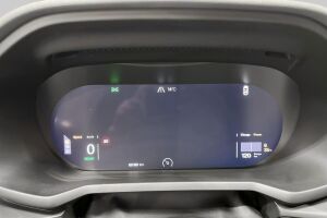 Polestar 2 esikatselu 12