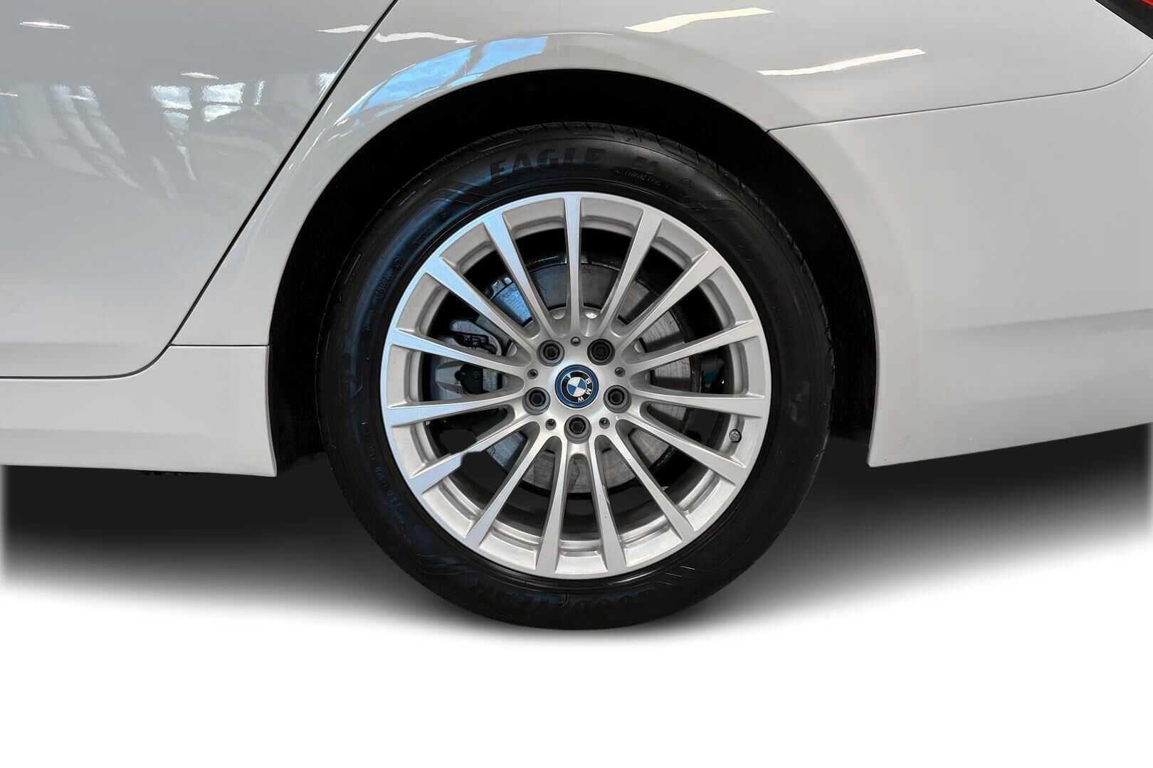 BMW 5-sarja iso kuva 11