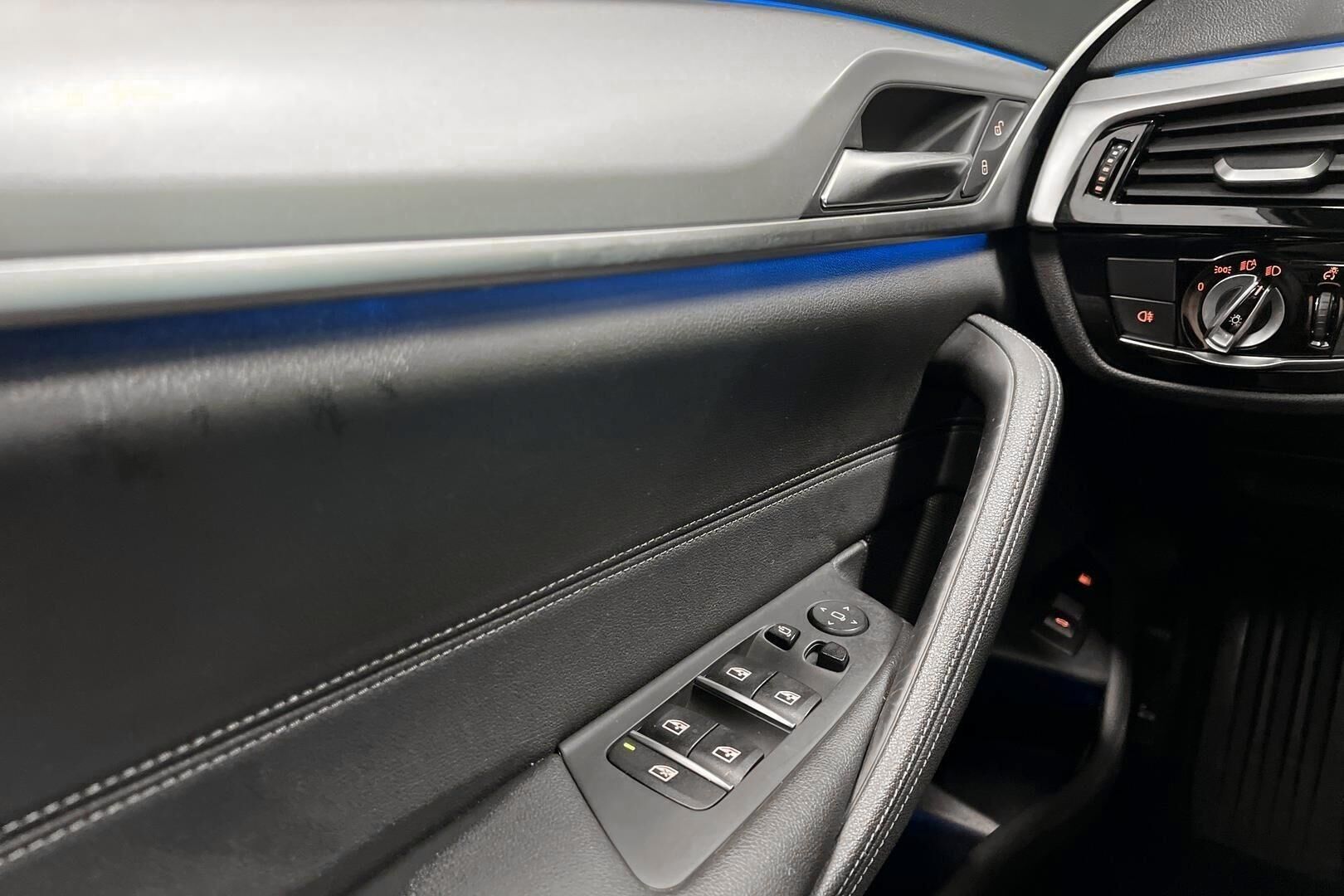 BMW 5-sarja iso kuva 17