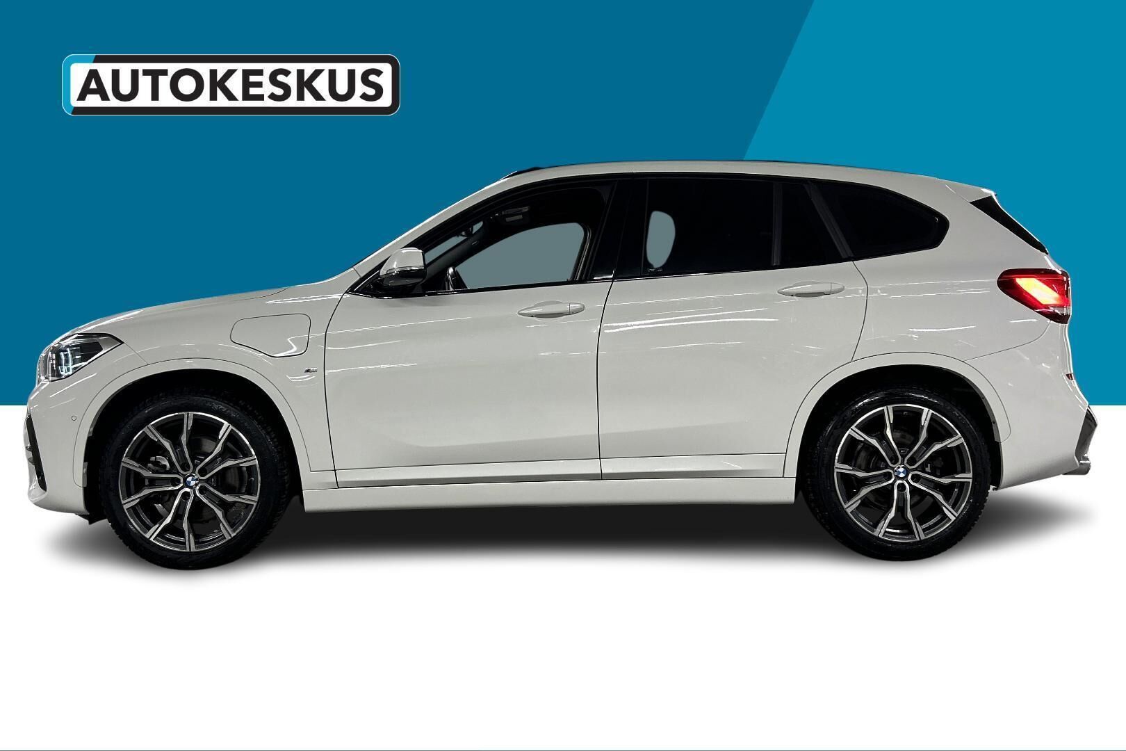 BMW X1 iso kuva 8