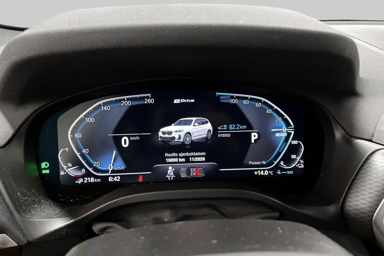 BMW X3 iso kuva 13