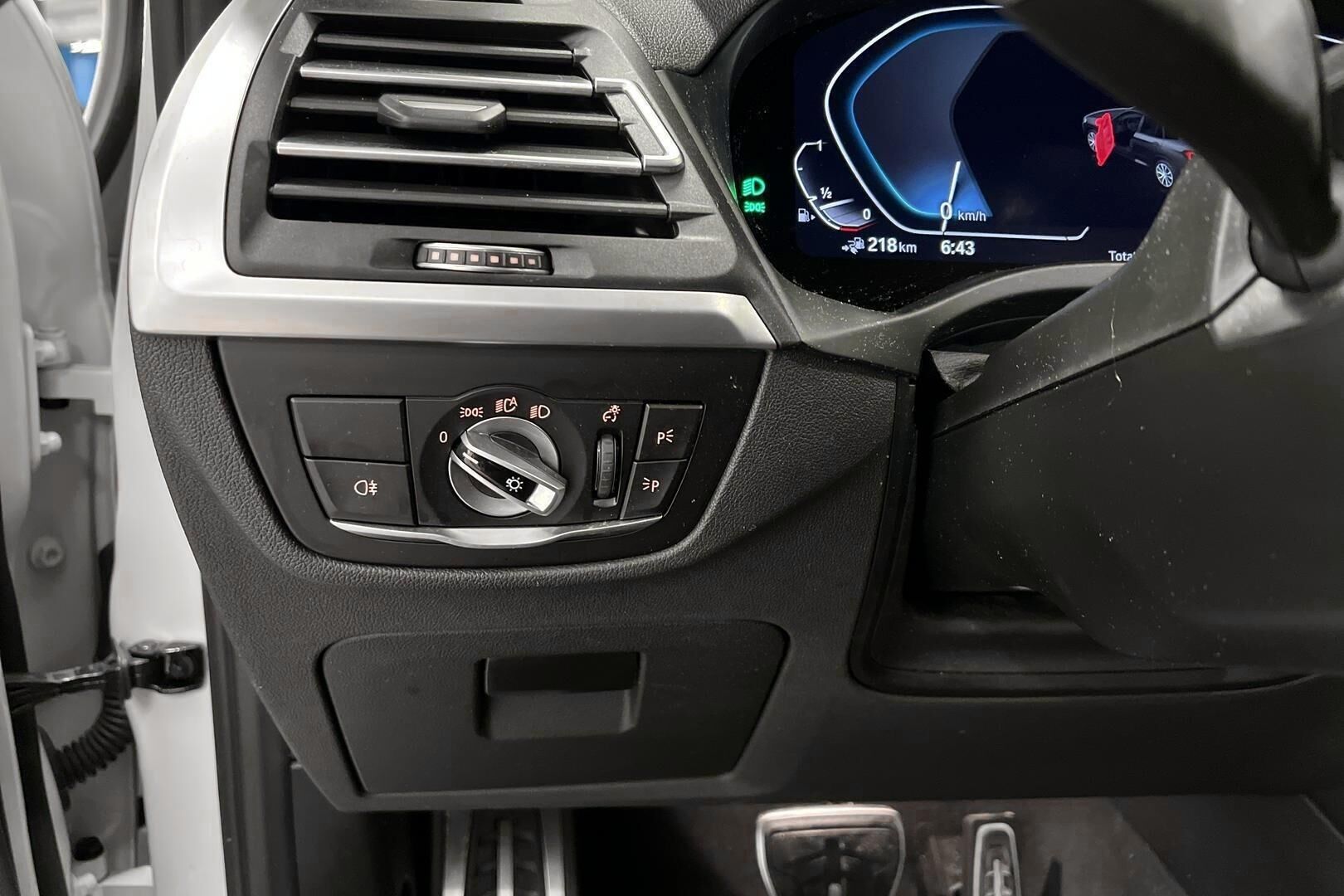 BMW X3 iso kuva 21