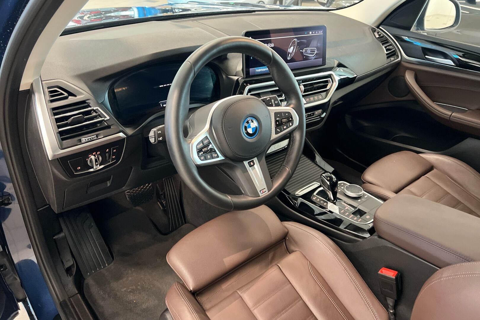 BMW X3 iso kuva 7