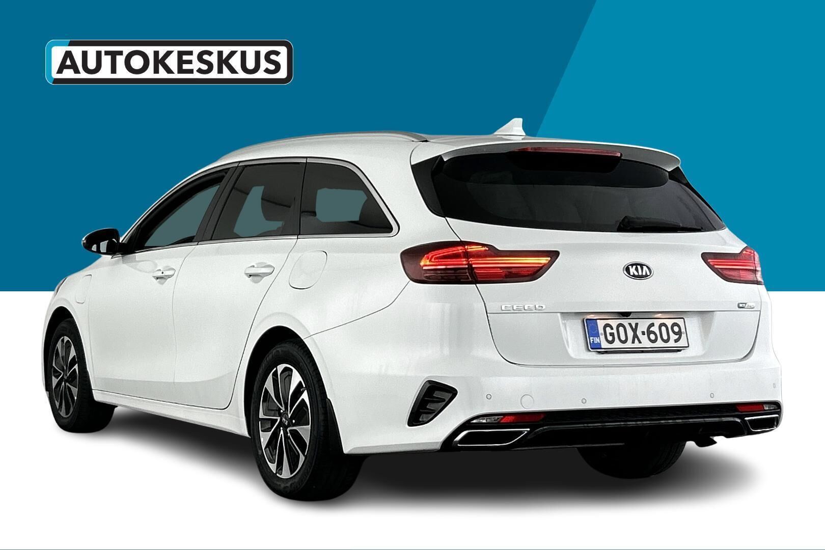 Kia Ceed iso kuva 6