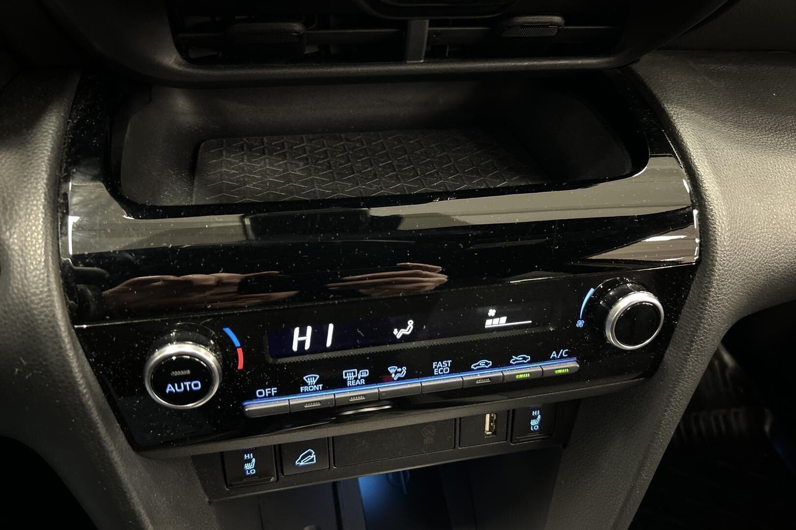 Toyota Yaris Cross iso kuva 24