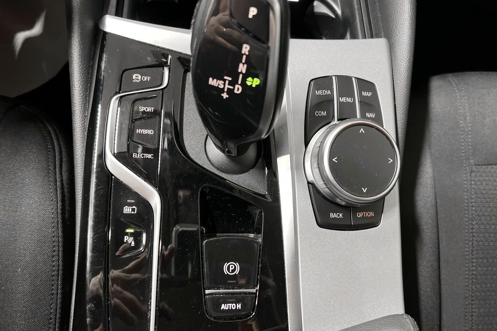 BMW 5-sarja iso kuva 14