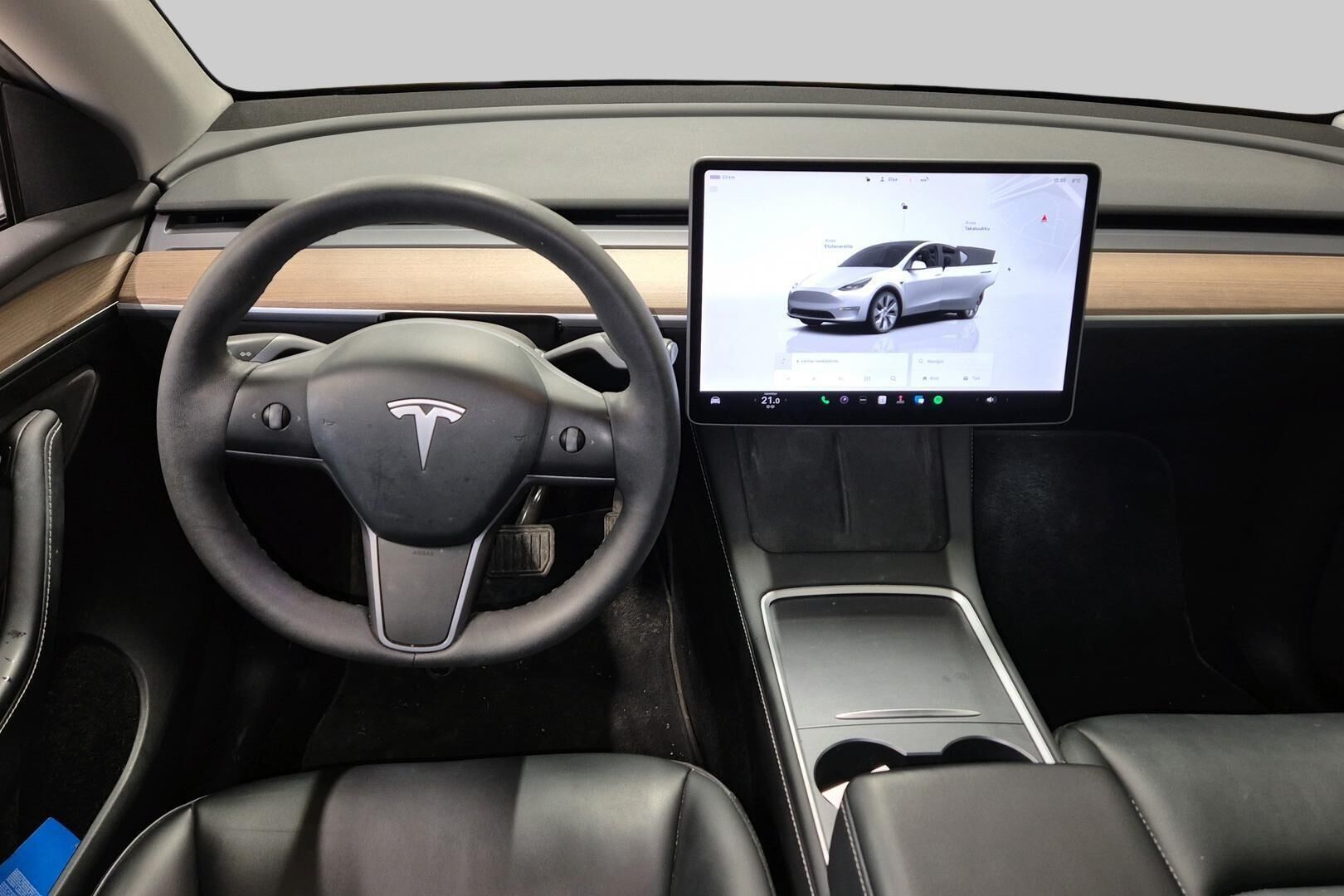 Tesla Model Y iso kuva 2