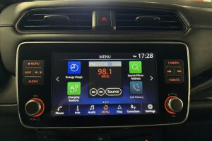 Nissan Leaf esikatselu 22