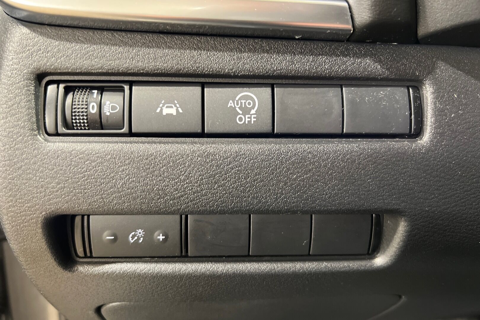 Nissan Qashqai iso kuva 15