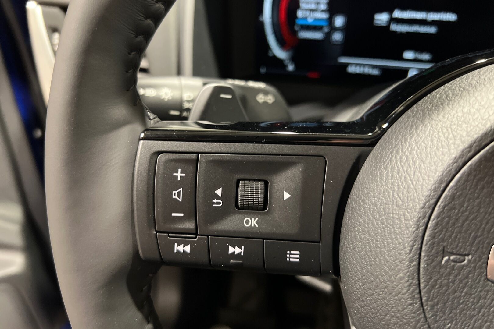 Nissan Qashqai iso kuva 13