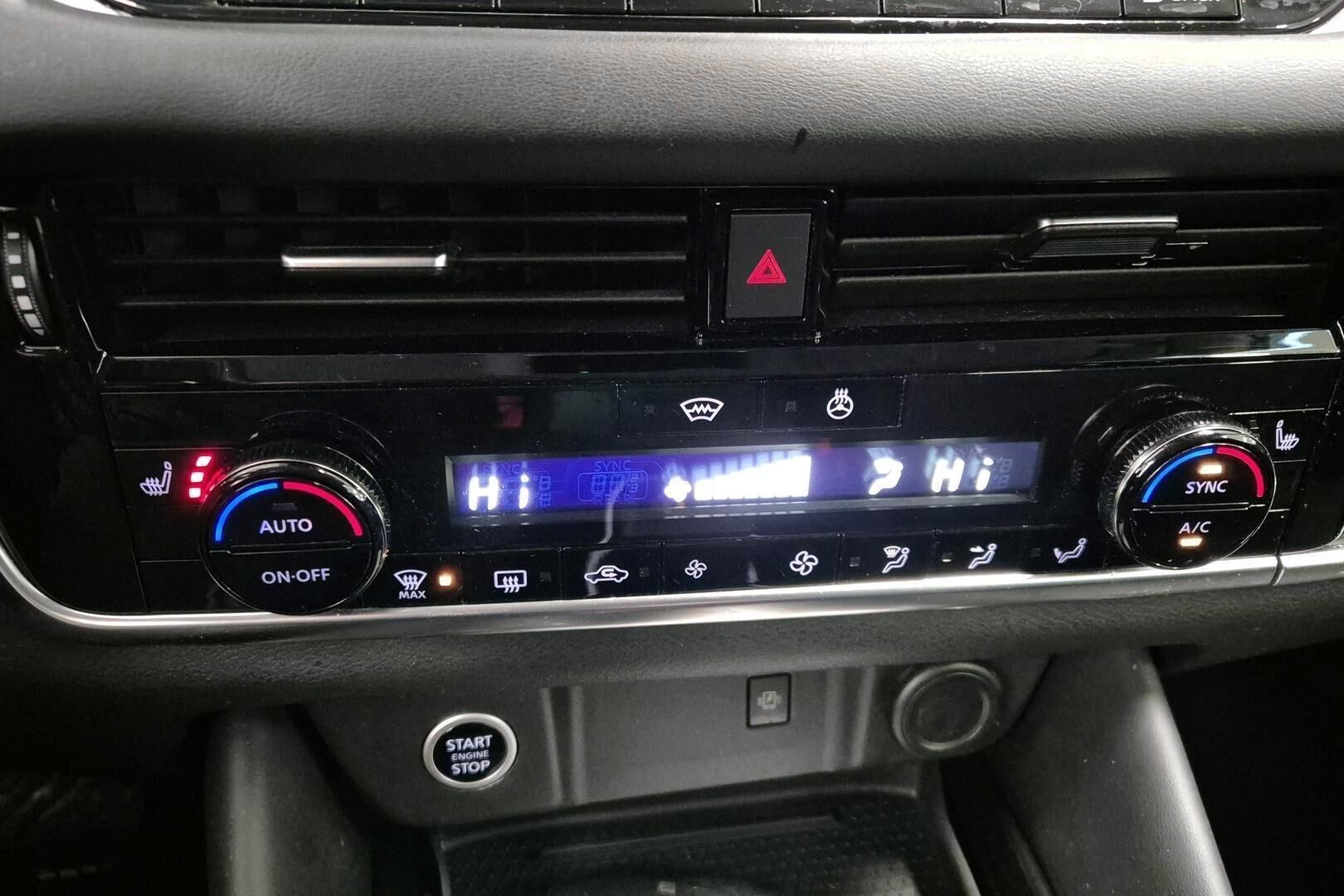 Nissan Qashqai iso kuva 14