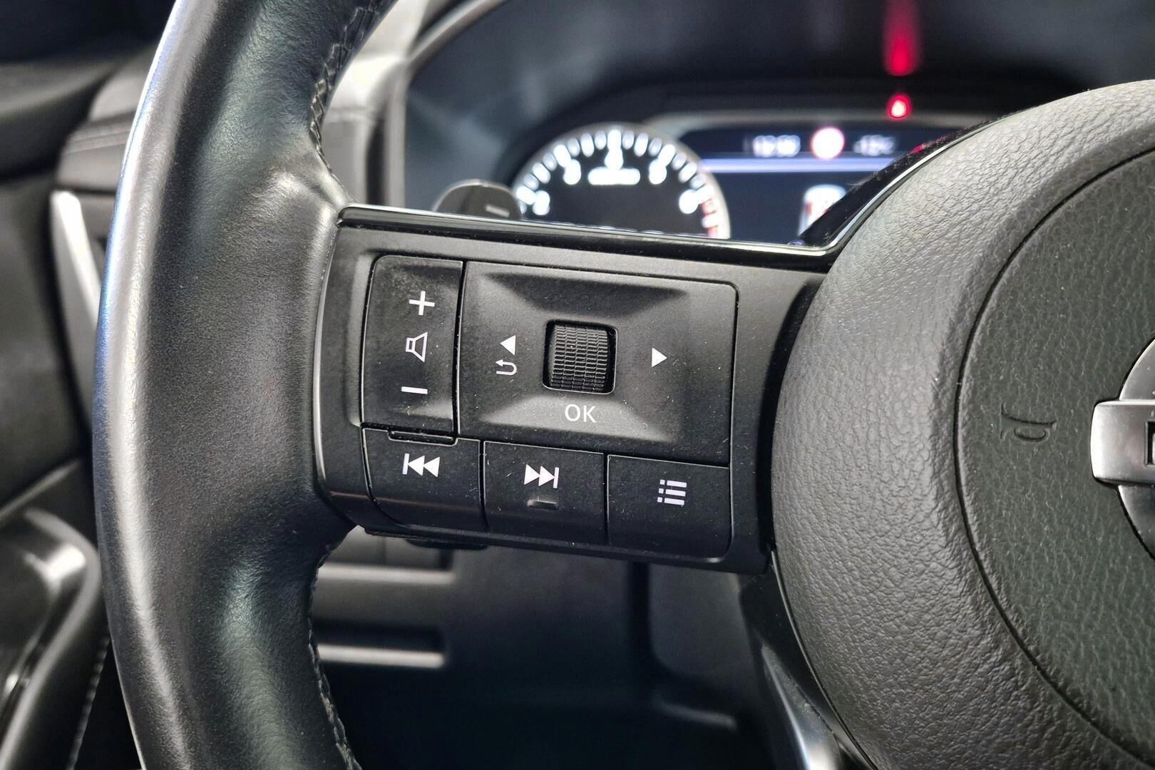 Nissan Qashqai iso kuva 17