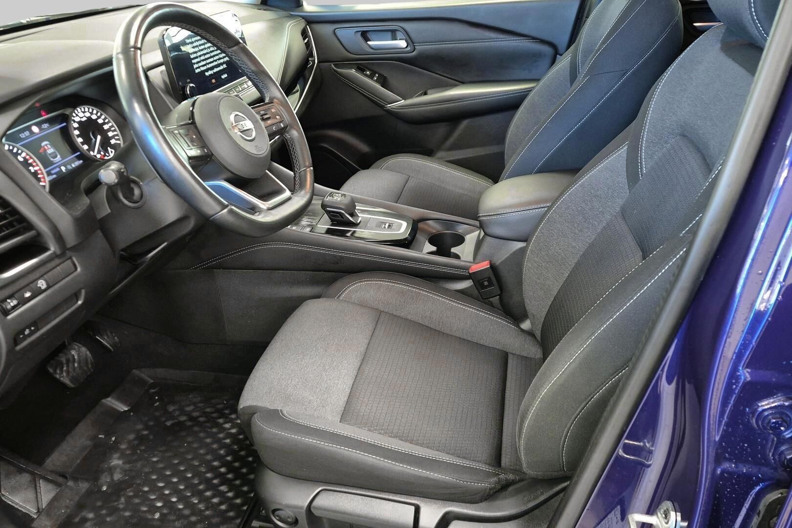 Nissan Qashqai iso kuva 7