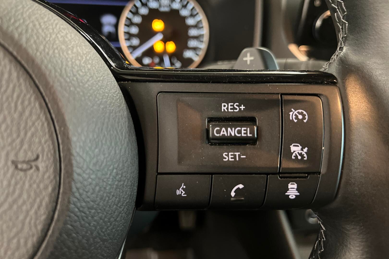 Nissan Qashqai iso kuva 18