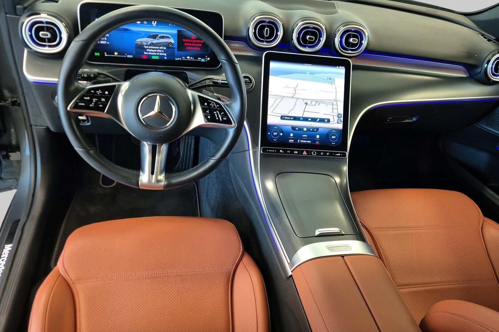 Mercedes-Benz C iso kuva 11
