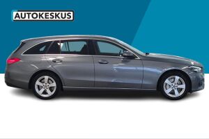 Mercedes-Benz C esikatselu 4