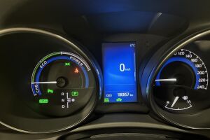 Toyota Auris esikatselu 15