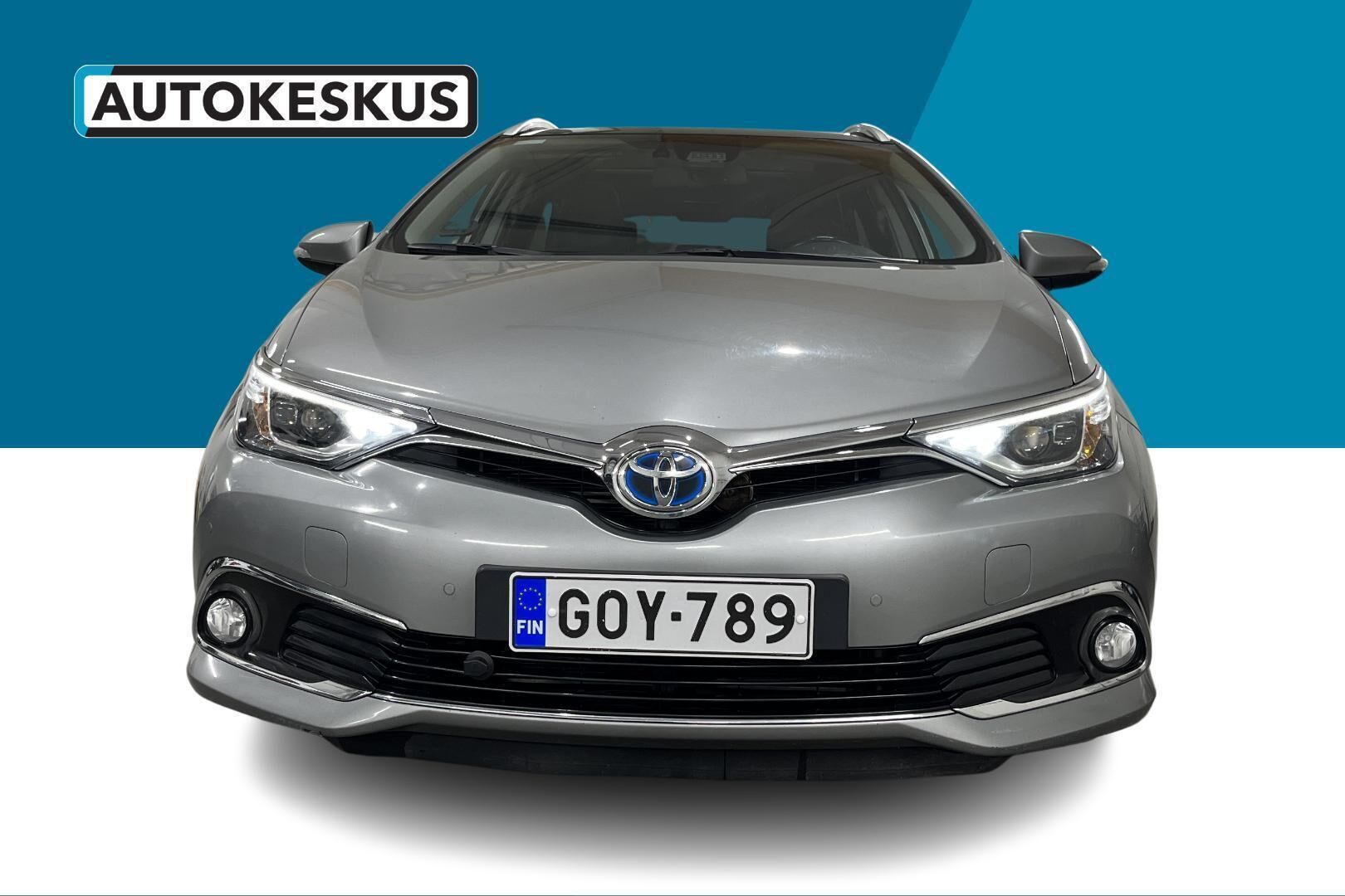 Toyota Auris iso kuva 2