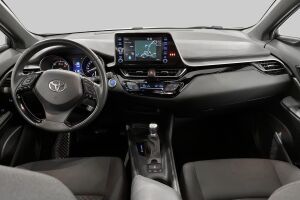 Toyota C-HR esikatselu 10