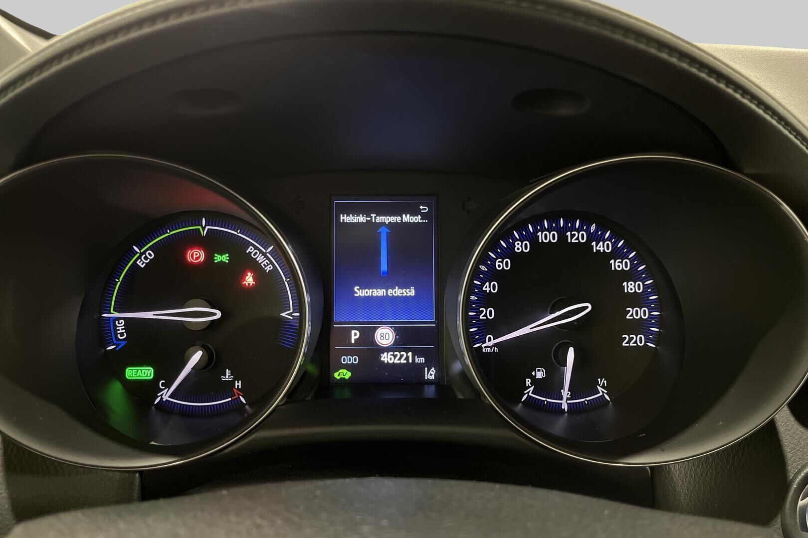 Toyota C-HR iso kuva 14