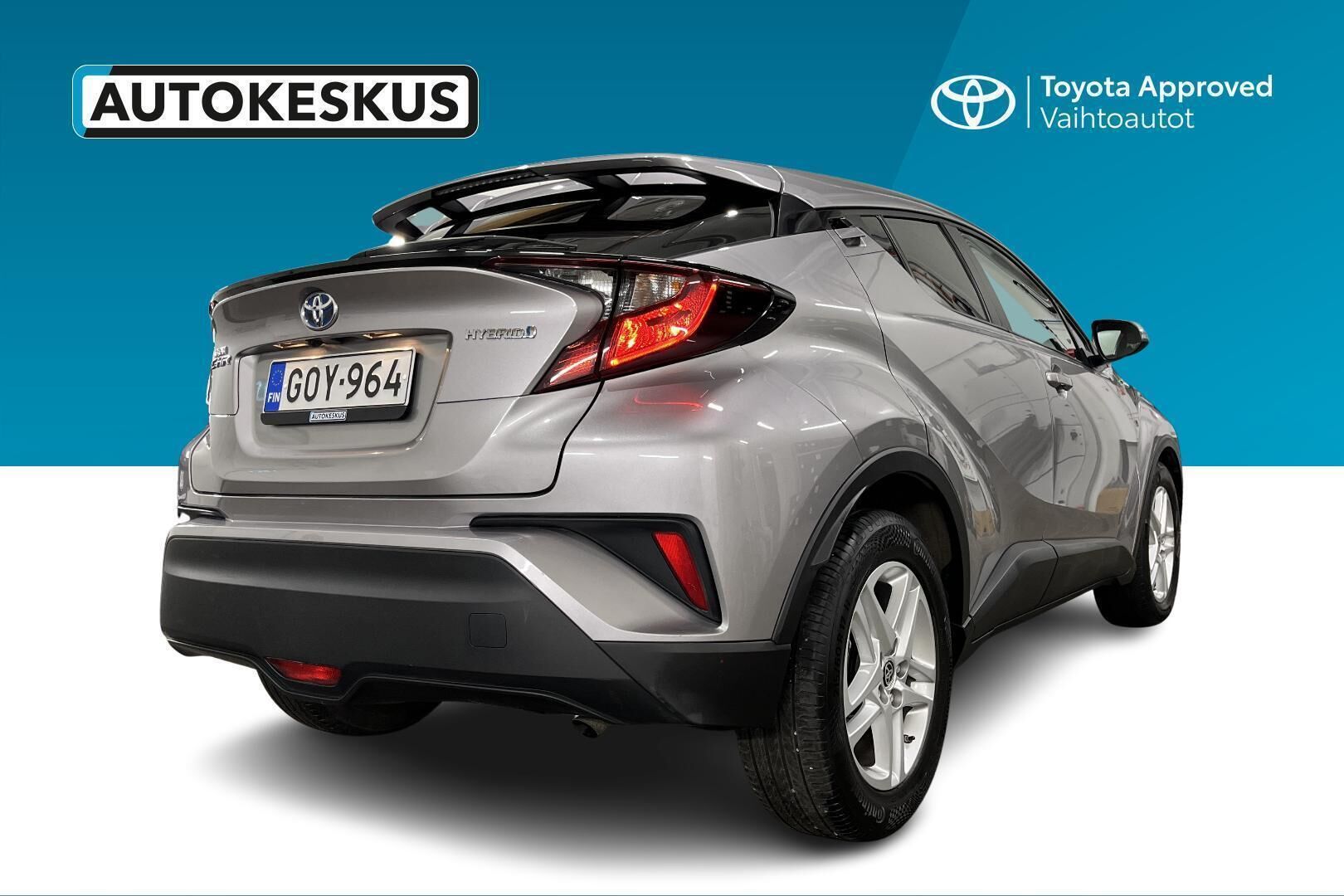 Toyota C-HR iso kuva 4