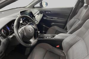 Toyota C-HR esikatselu 8