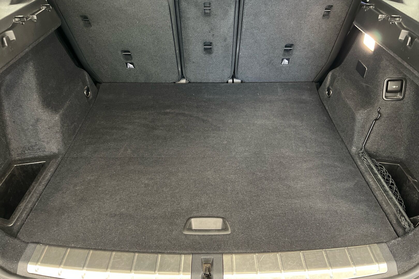 BMW X1 iso kuva 9