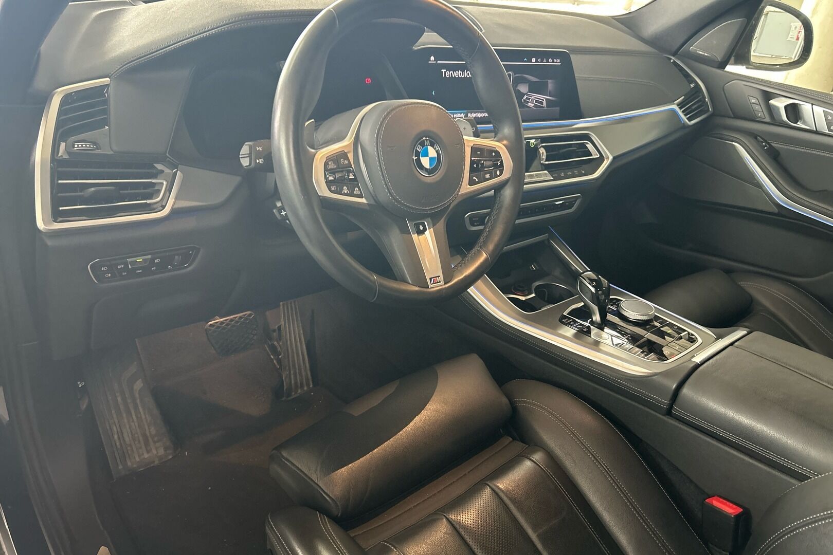 BMW X5 iso kuva 1