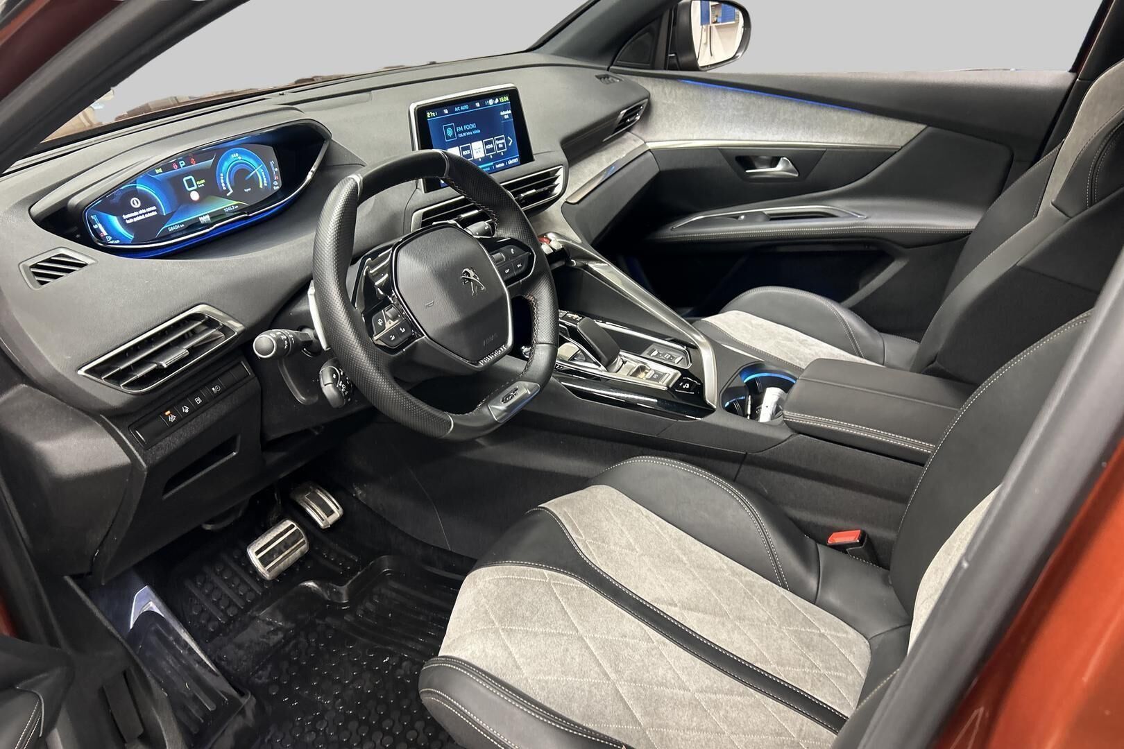 Peugeot 3008 iso kuva 9