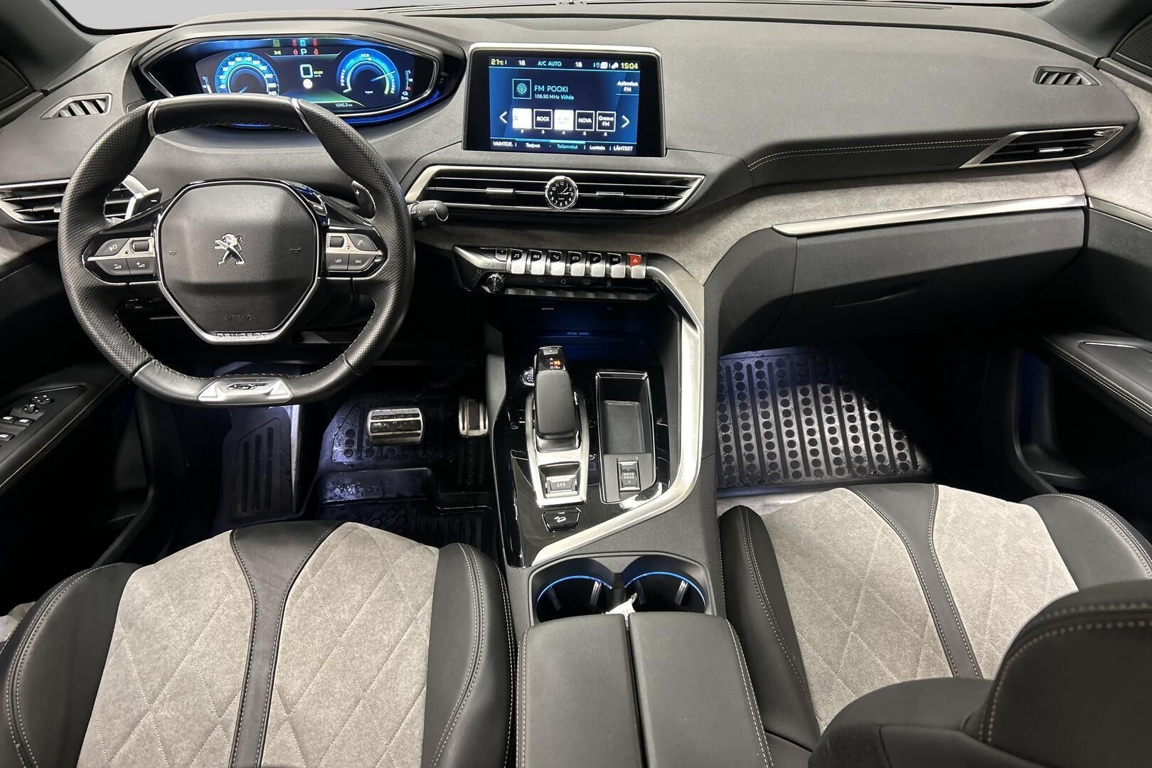 Peugeot 3008 iso kuva 11