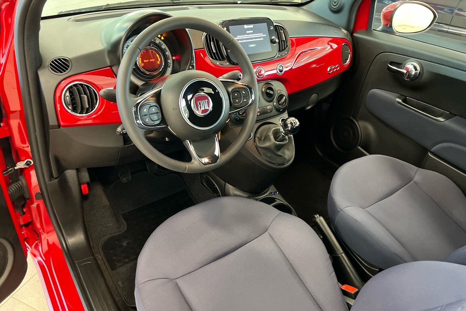 Fiat 500 iso kuva 6