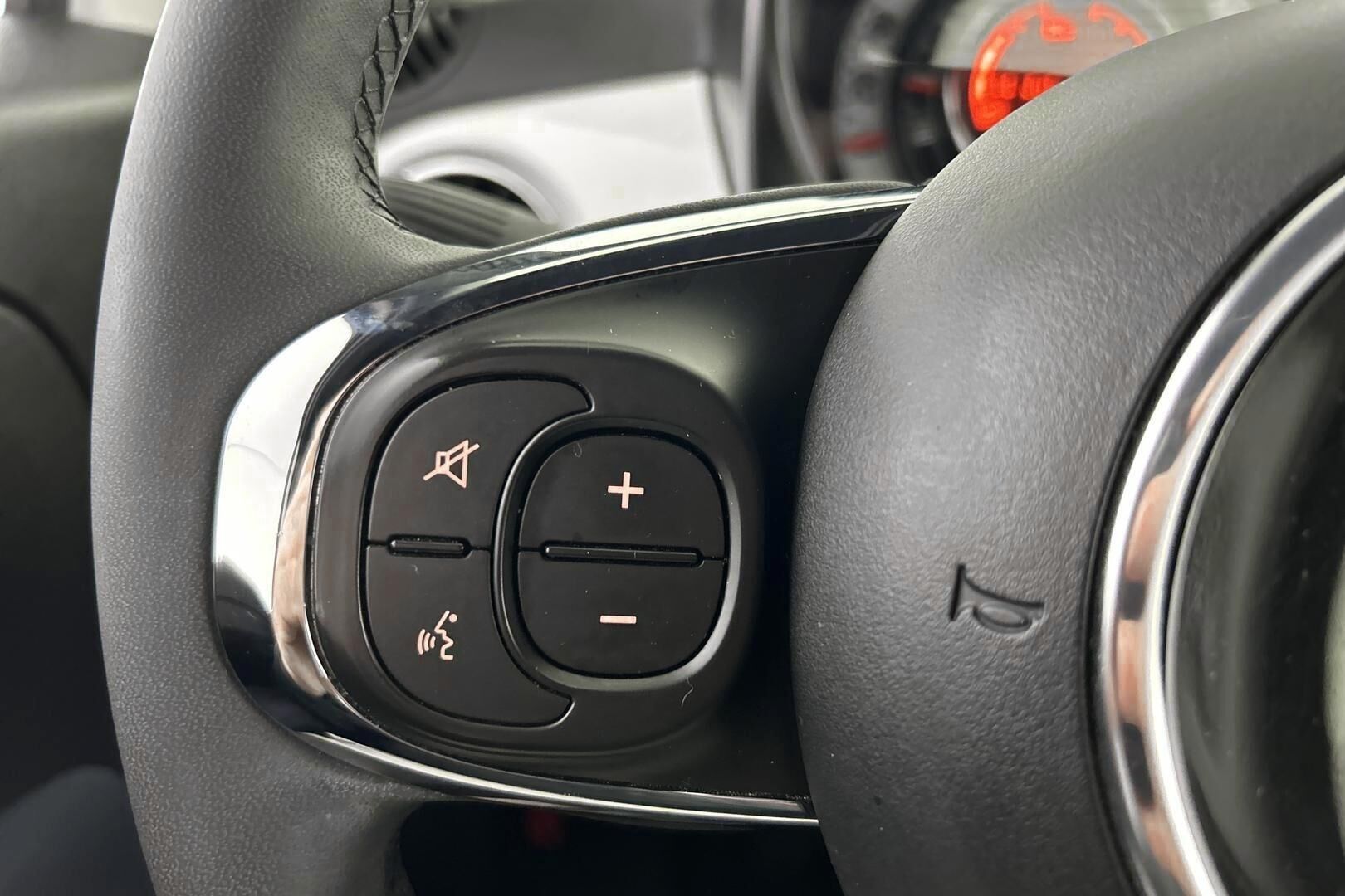 Fiat 500 iso kuva 16