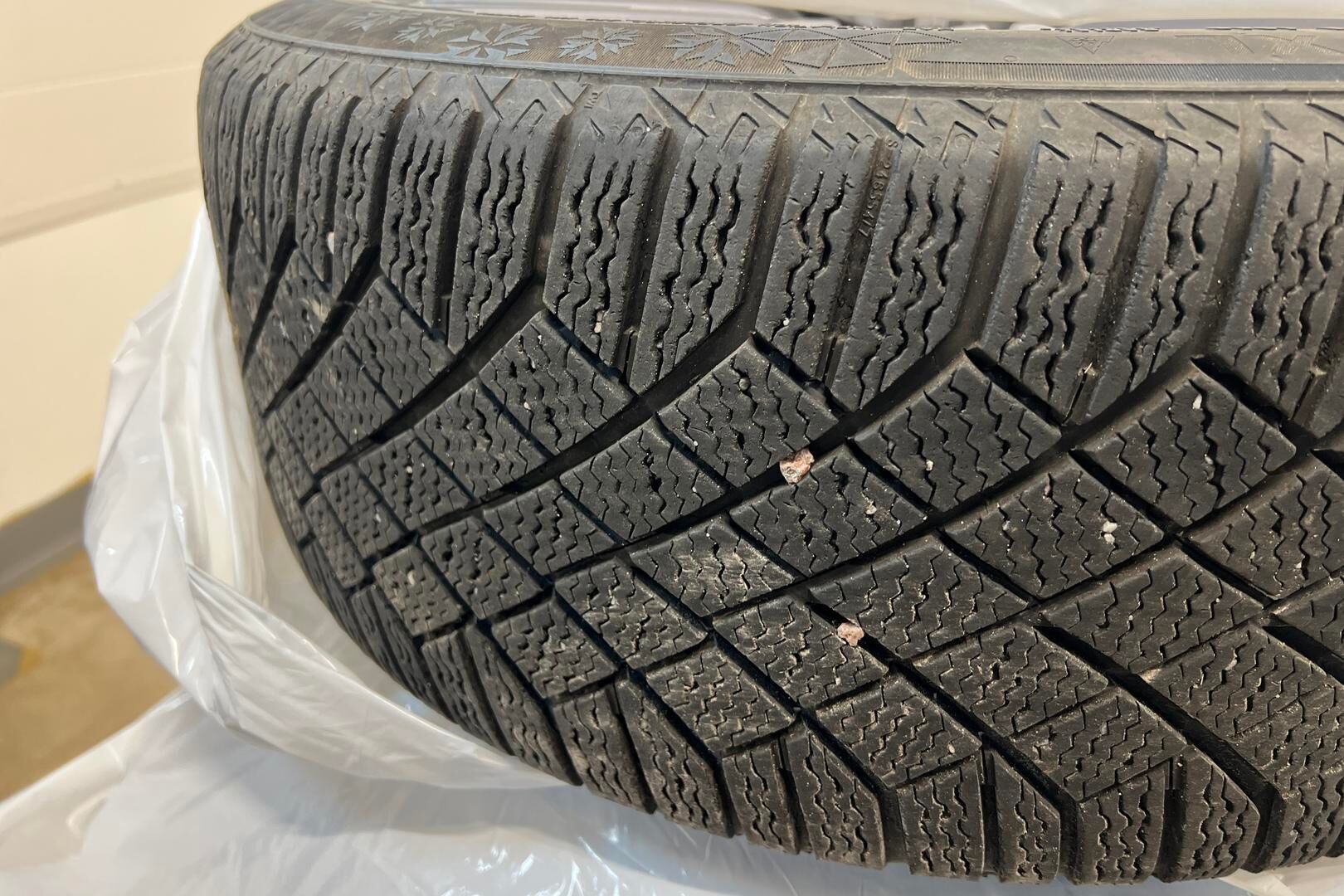 BMW I4 M50 iso kuva 12