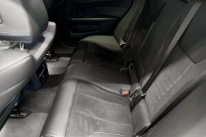 BMW I4 M50 esikatselu 8