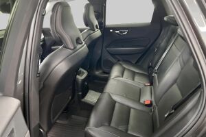 Volvo XC60 esikatselu 10