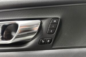 Volvo XC60 esikatselu 19