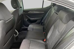 Skoda Octavia esikatselu 10