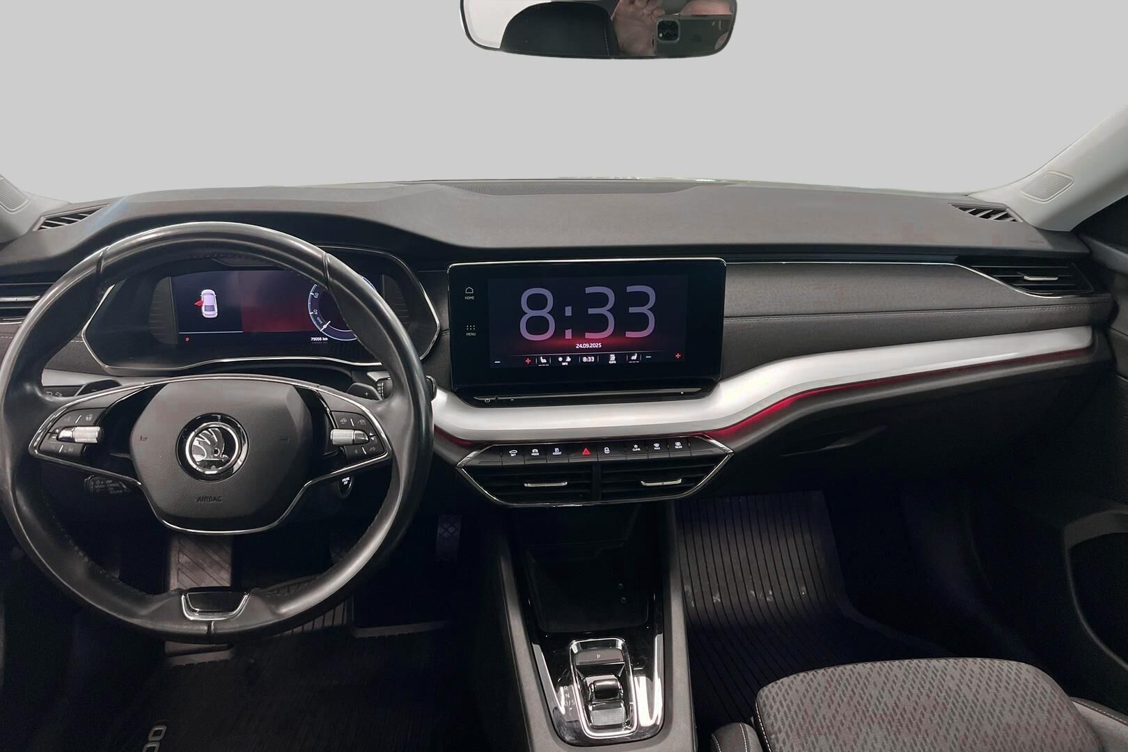 Skoda Octavia iso kuva 11