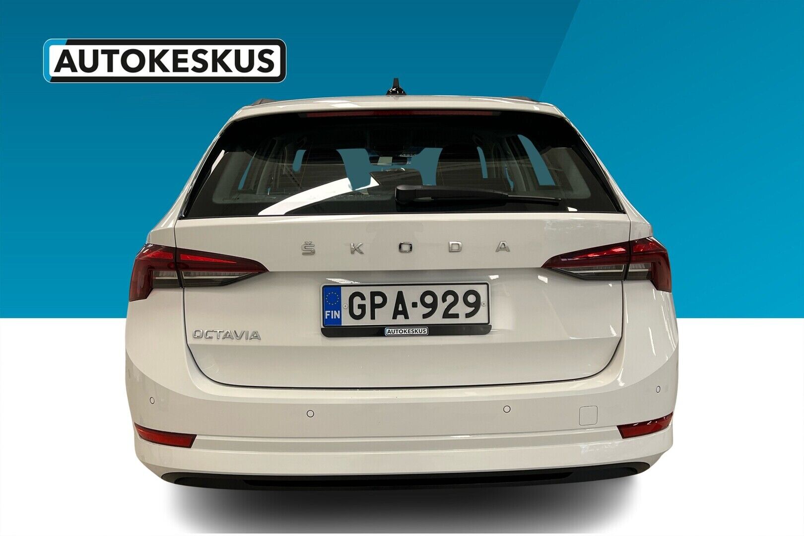 Skoda Octavia iso kuva 2