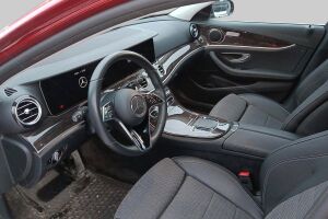 Mercedes-Benz E esikatselu 1