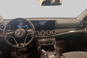 Mercedes-Benz E esikatselu 11