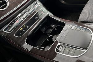 Mercedes-Benz E esikatselu 15