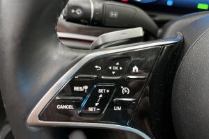 Mercedes-Benz E esikatselu 16