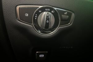 Mercedes-Benz E esikatselu 19